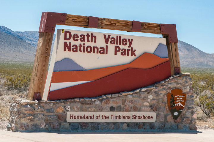 Entrance sign of Death Valley National Park